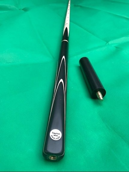 Taylor Made 115 Cue With Double White Maple Veneers and Mini Butt