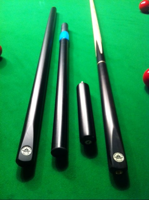 Peradon Pro-Cue 3/4 Jointed Cue(1355)